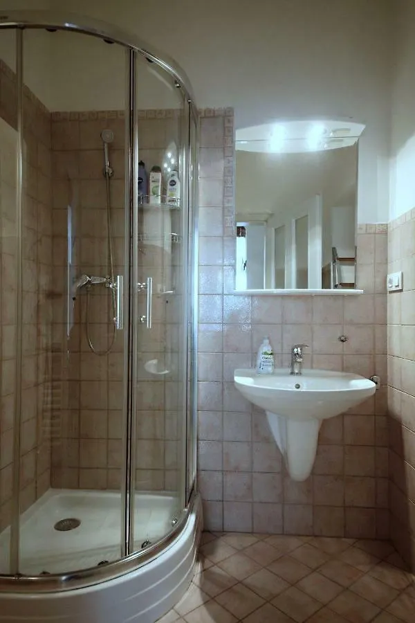 Appartamento New&fully equipped apartement Plzeňská 26 Praga Repubblica Ceca